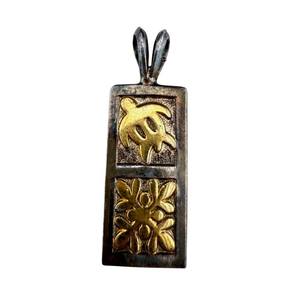 Sterling Silver  Rectangle Pendant With Turtle & Floral Design Artisan Crafted - Picture 1 of 4